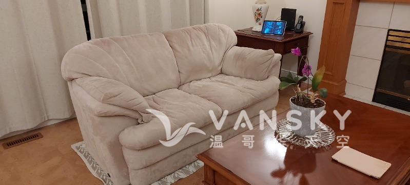 251107201158_2 person Safa-2.jpg